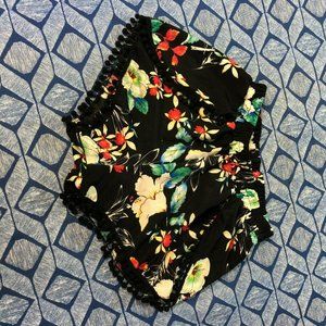 SHOSHQ JUNIORS FLORAL SHORTS WITH POM POM TASSELS